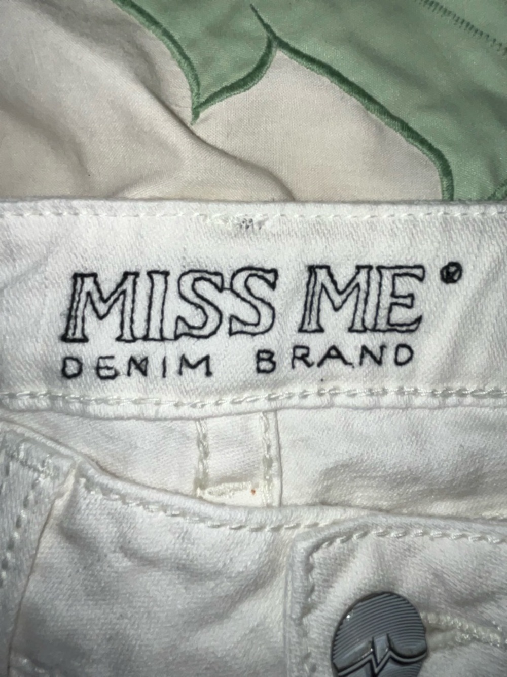 Miss Me White Women's Skinny Jeans - Picture 6 of 8